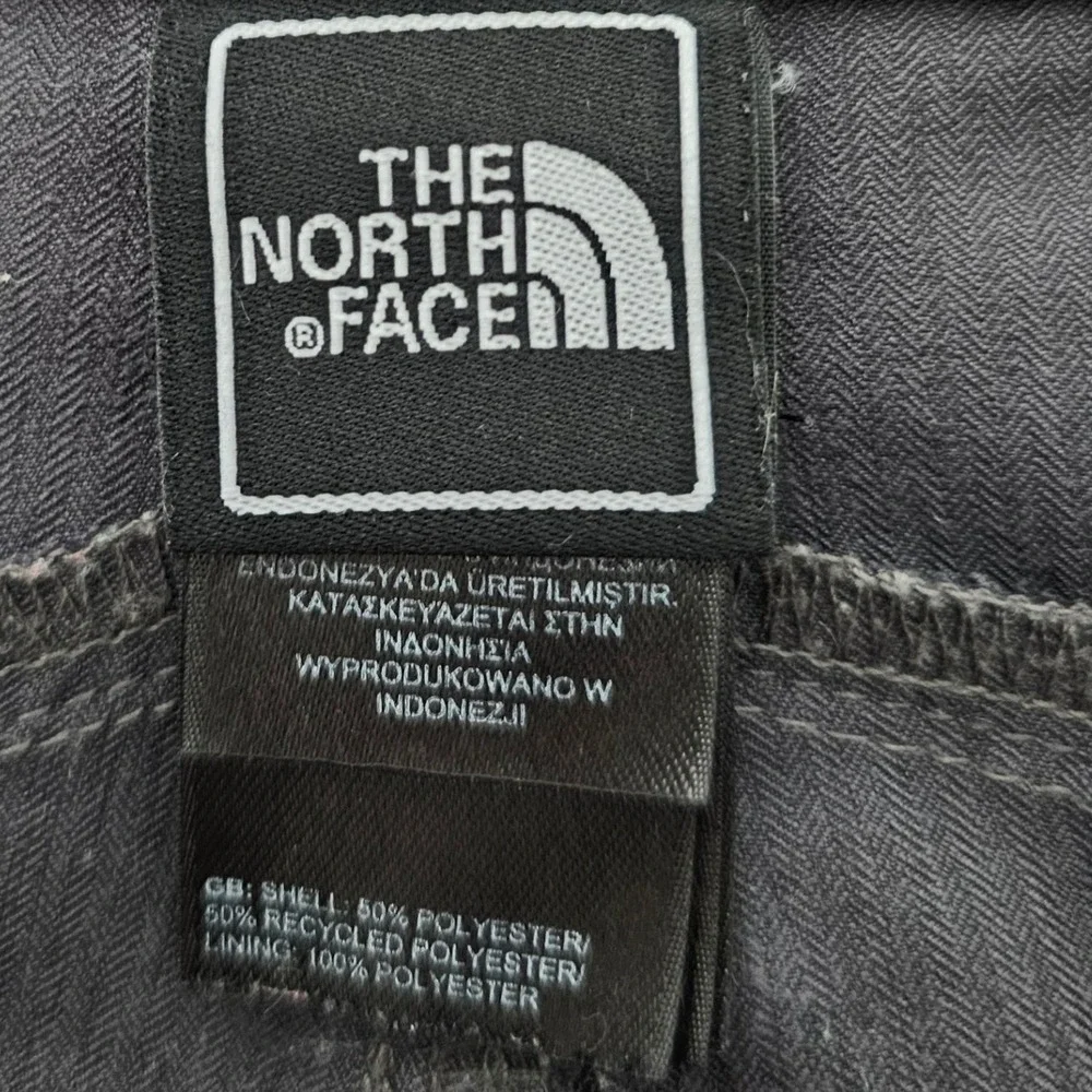 The North Face Mens Rainier Cargo Shorts 34 Grey Hiking Gorpcore Outdoor